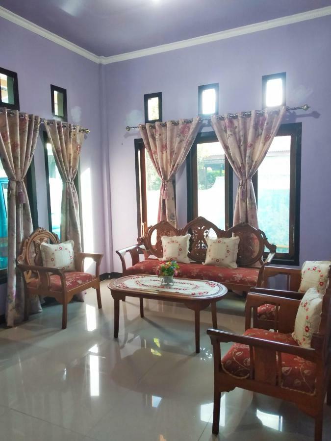 Kurnia Homestay Ternate Kültér fotó